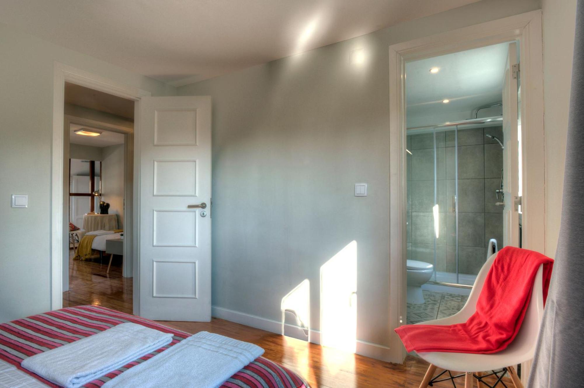 Apartamento Fuer 13 Personenund 1 Kind In Lissabon, Regiao De Costa De *